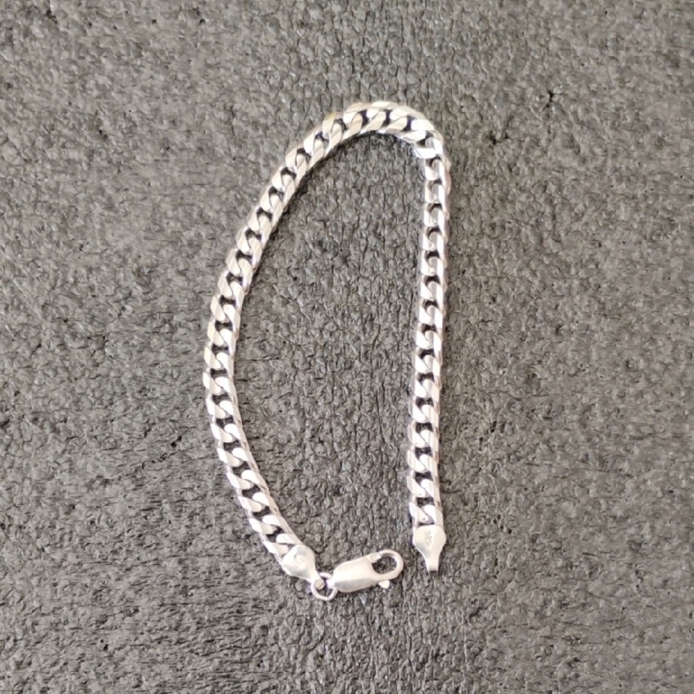 Elegant Silver Bracelet